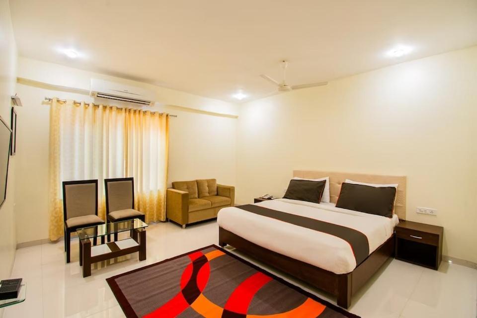 Hotel Lorven Visakhapatnam Exterior photo